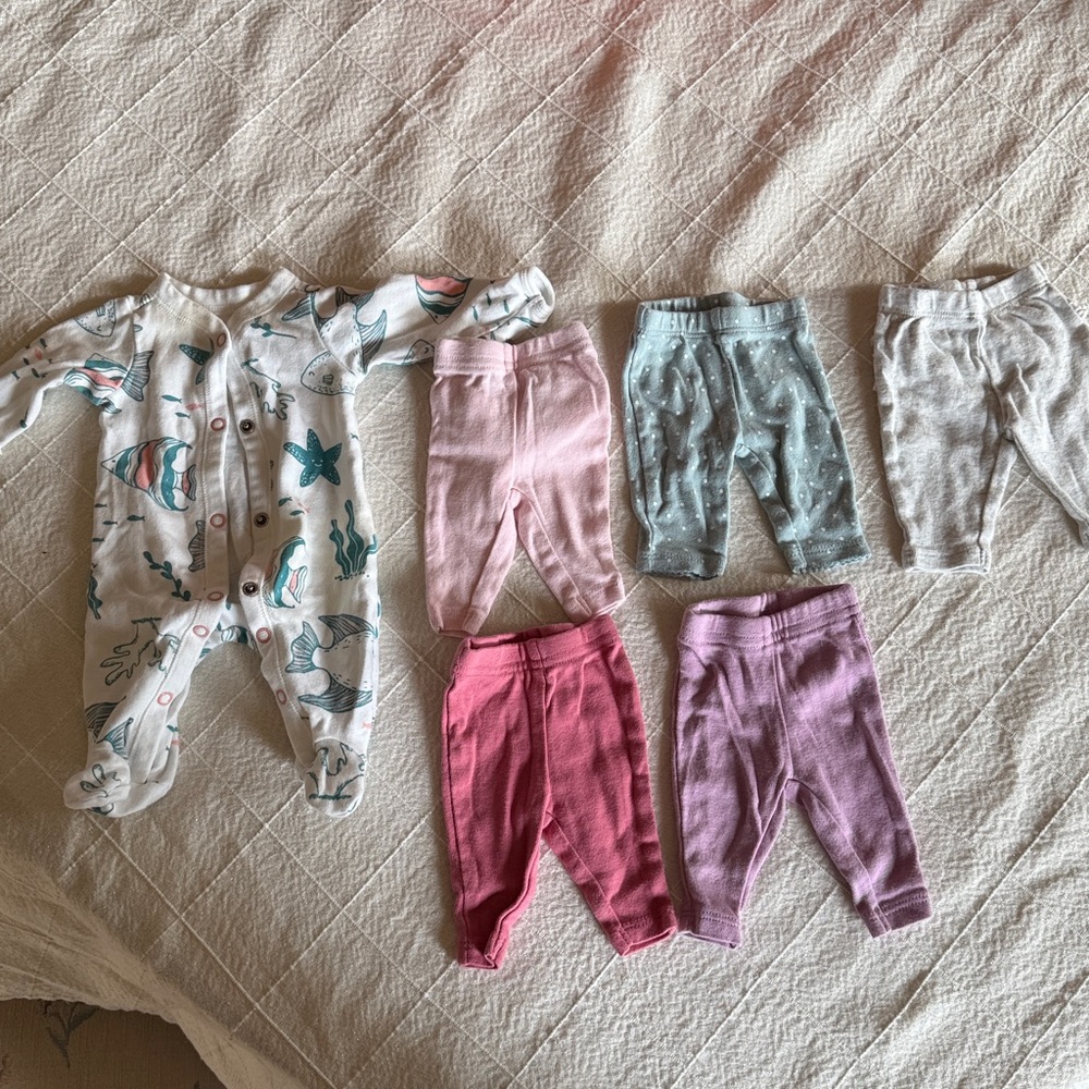 Preemie girl bundle - Carter’s